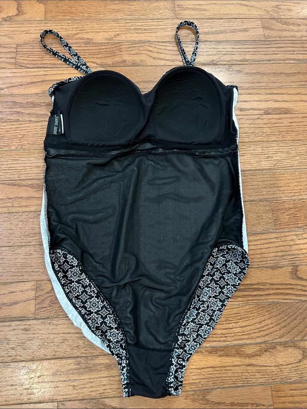 Shore Shapes One Piece Swimsuit Black White Floral Print Size 12 Tummy Control - Picture 11 of 12